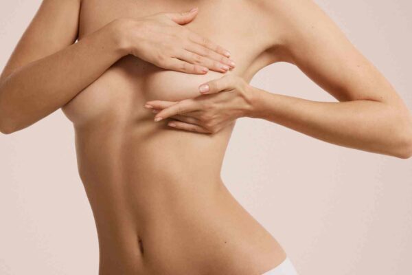 Mastopexia periareolar: elevación de pecho con cicatriz invisible