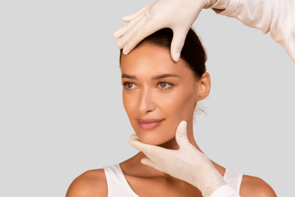 Fibrosis tras una rinoplastia: causas, síntomas y tratamiento